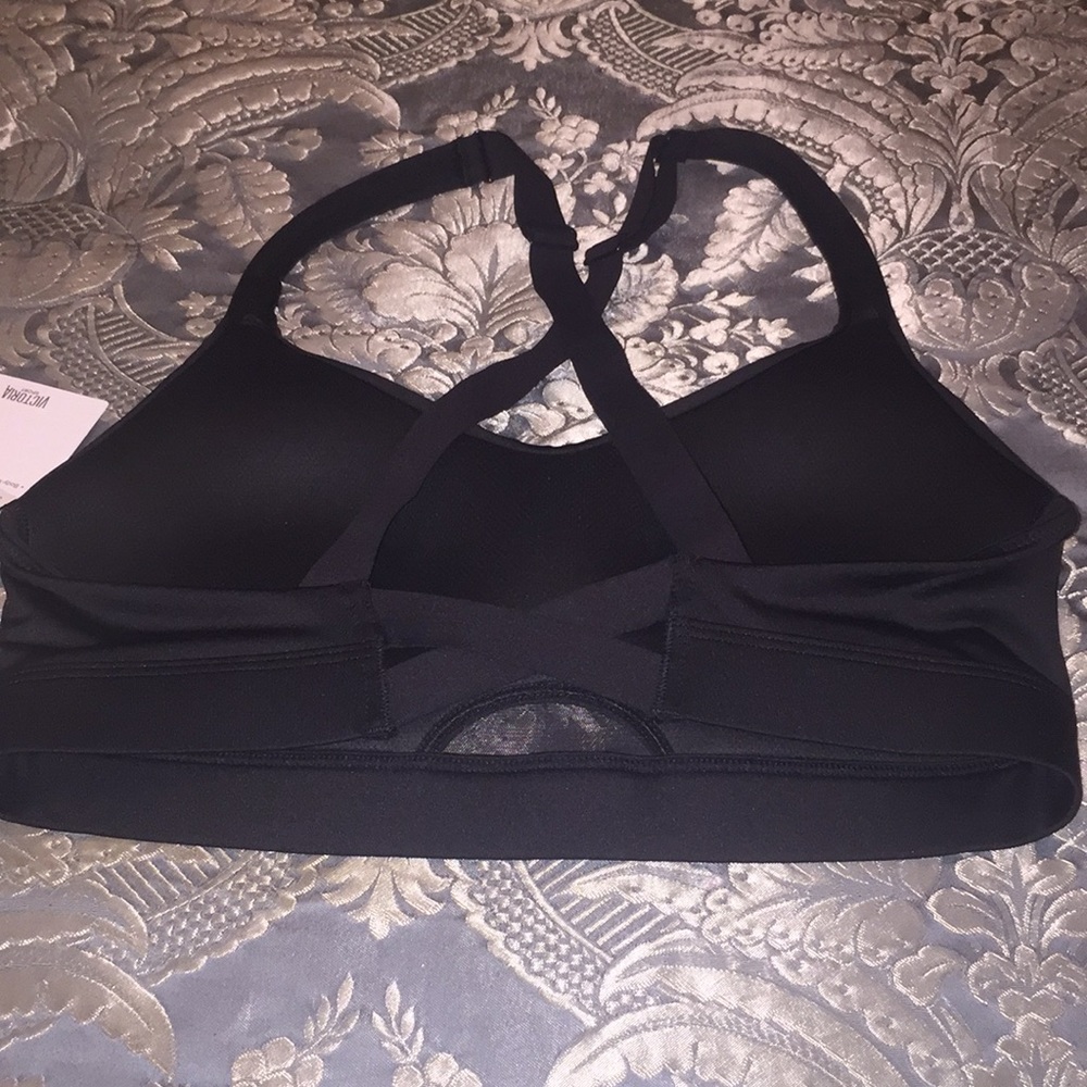 Victoria secrets sports bras